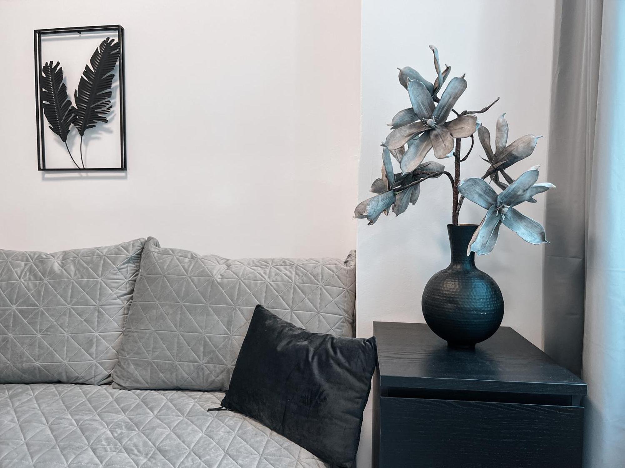 96M2 Of Comfort And Style: 4Bd Apartment In Old Town Bratislava Exterior photo
